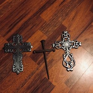 Metal cross